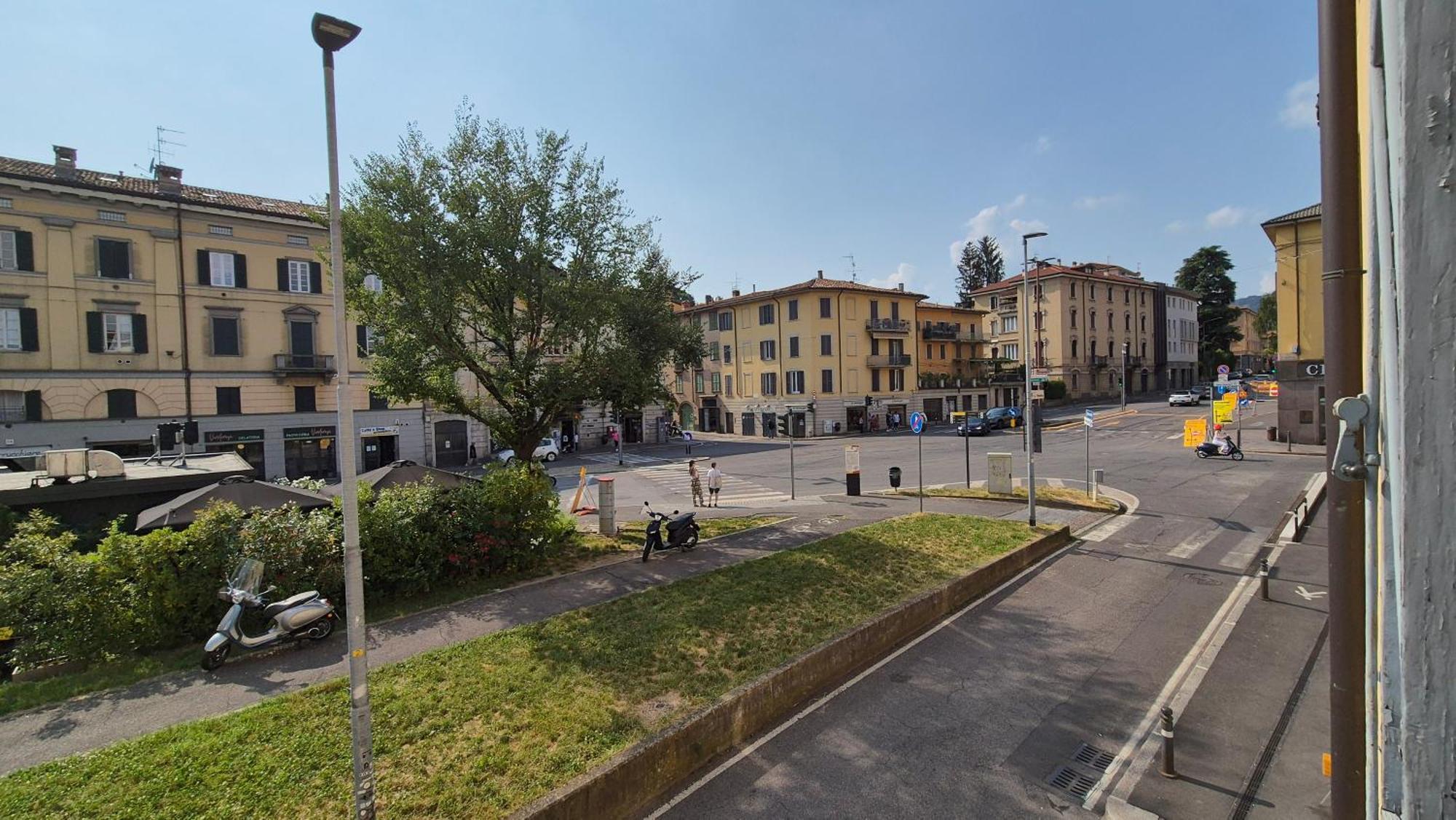 Suite 602 Bergamo Luaran gambar